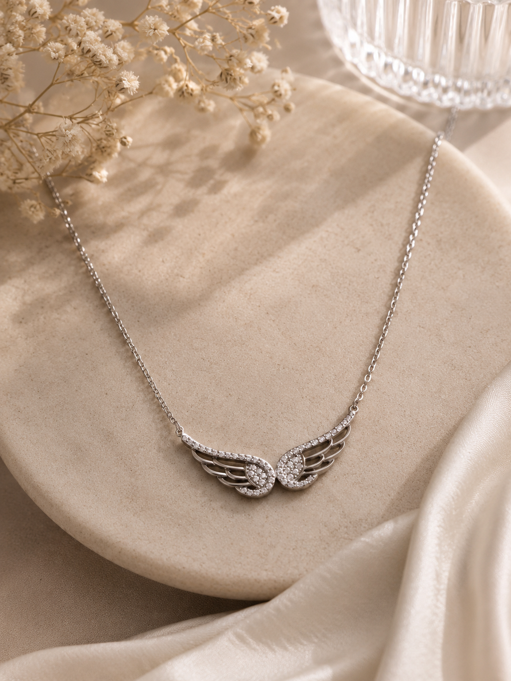 Colar Minimal Wings